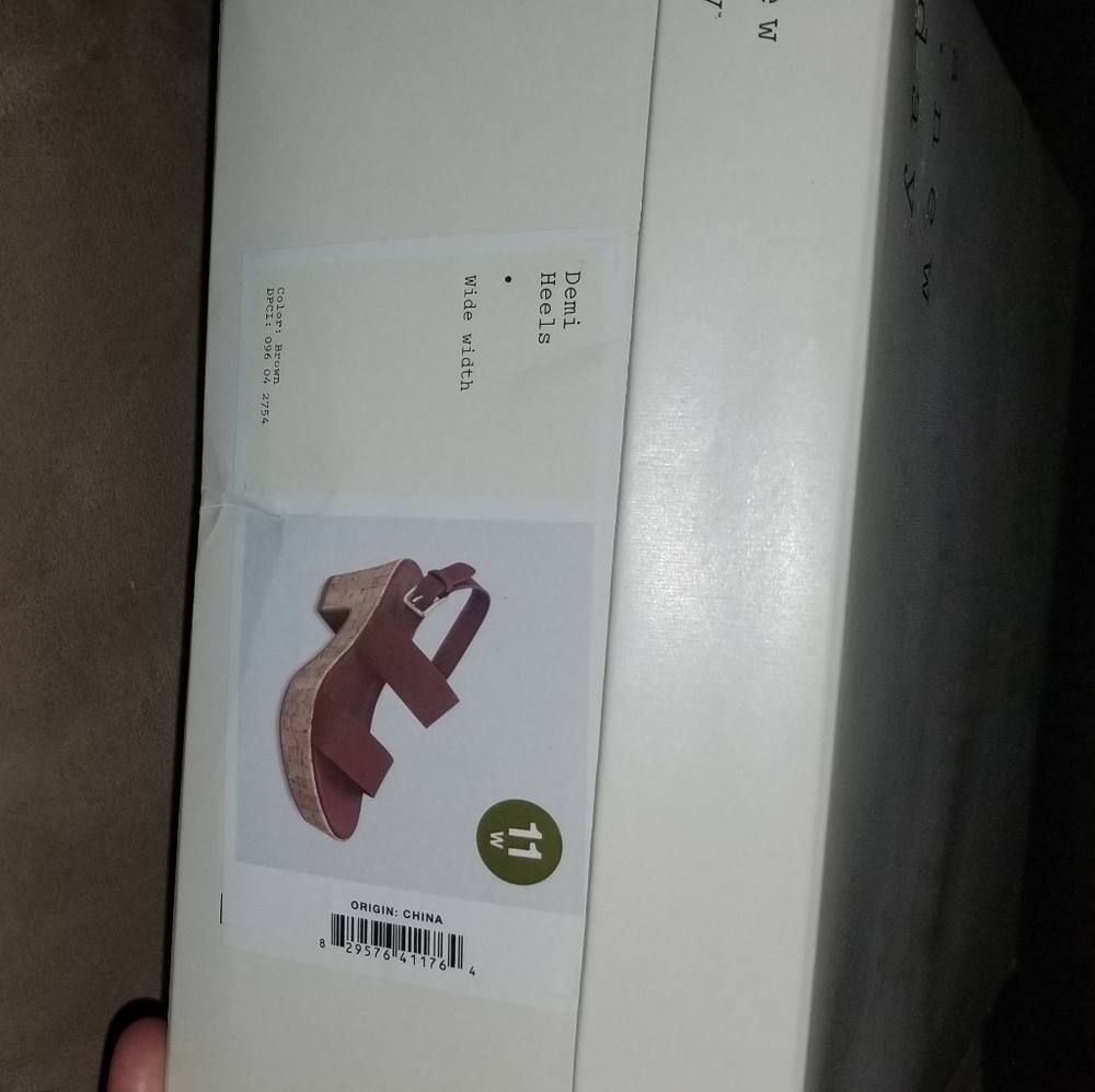 NWT Cork and Vegan Leather Heeled Sandals - Picture 2 of 8